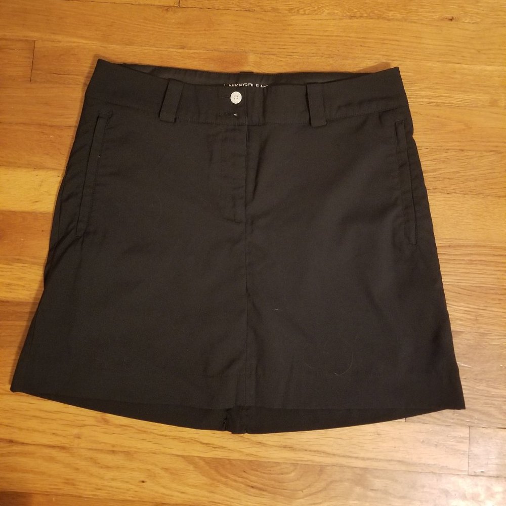Nike golf skort, size 6